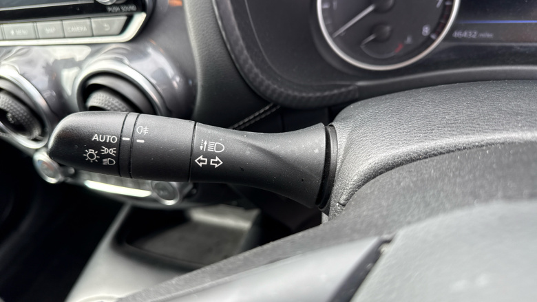 Nissan Juke 1.0 DiG-T 114 N-Connecta 5dr Petrol Hatchback